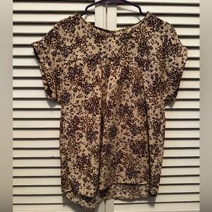 Lot of 2 Floral Print Women's Tops- The Pulse Boutique